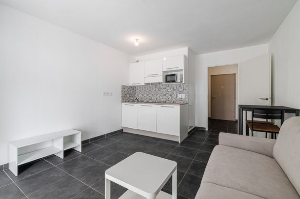 Location Appartement 1 pièce 24m² NICE 06100 - Photo 1