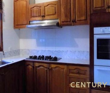 Comfortable & Convenient Unit in a Great Location - Photo 6