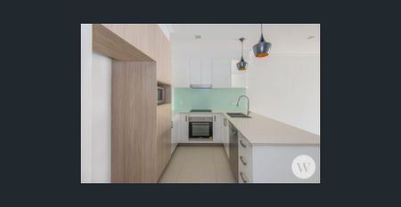 Available 27 Jan 2026 - Photo 2