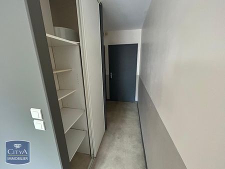 Location Appartement 1 pièce 19m² CHOLET 49300 - Photo 3