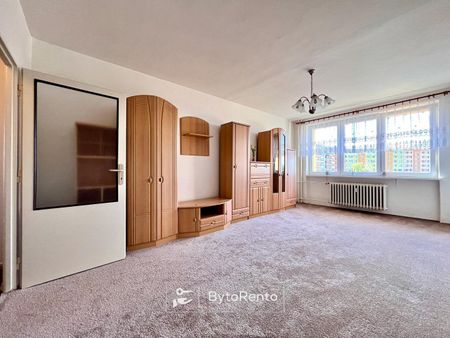 Pronájem bytu 2+1 57 m² - Fotografie 3