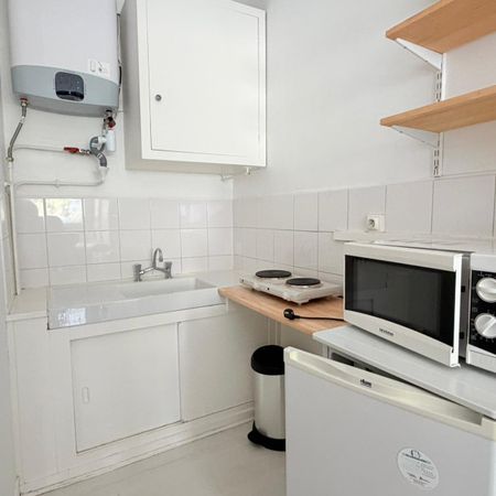 Location Appartement 1 pièce 20m² BORDEAUX 33000 - Photo 3