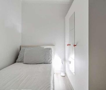 Sovereign Court, High Wycombe, HP13 - Photo 2