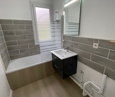 Location Appartement 2 pièces 52m² DEVILLE LES ROUEN 76250 - Photo 2