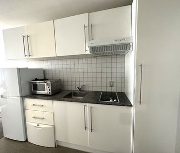 CBD Apartment - Photo 6