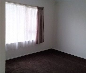 Sunny 2BR Unit in Penrose! - Photo 1