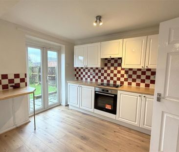 3 bedroom detached house to rent - Photo 6