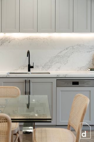 Superb Apartment Living At 'patris Residences' - Photo 4