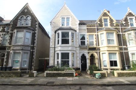 Connaught Road, Roath, Cardiff - Photo 2