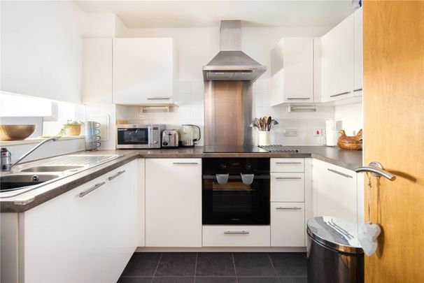 Norfolk House, SE8 - Photo 1