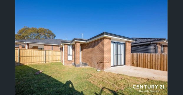 Walk to School - Photo 1