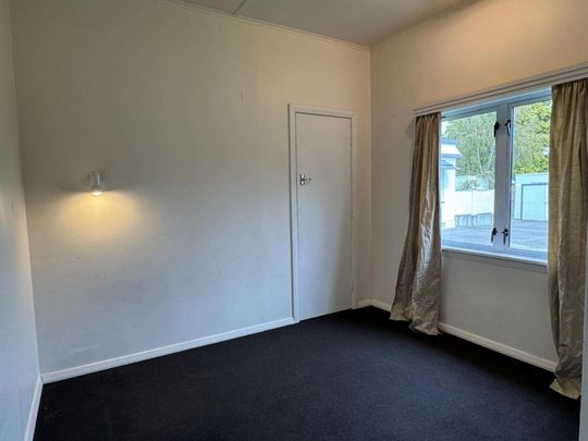 Fabulous low maintenance three bedroom home - ... - Photo 1