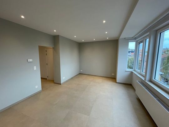 Appartement te huur - Foto 1