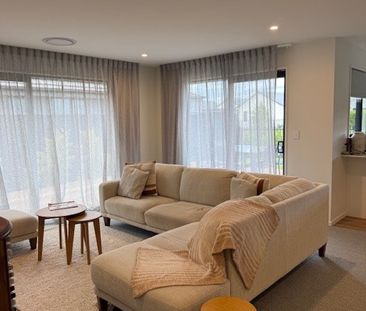 51 Selfe Crescent - Photo 1