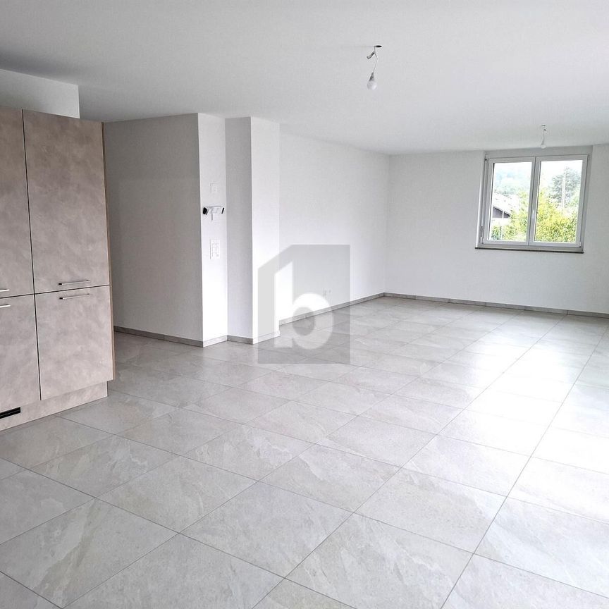 NEW, SPACIOUS AND MODERN - Photo 1