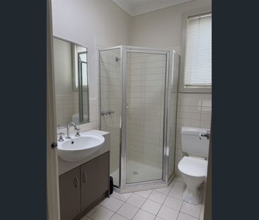 3 bedroom Townhouse For Lease - SYDENHAM VIC 3037 - Photo 1