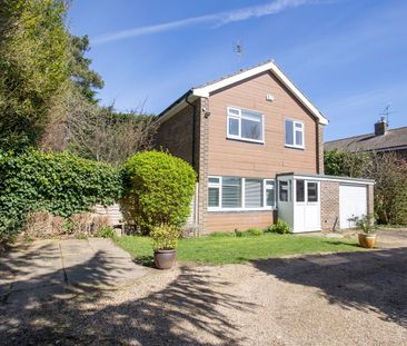 Bishops Road, Farnham, GU9 0JA - Photo 6