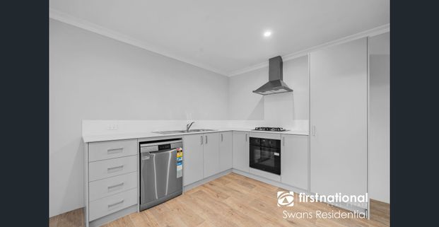 Discover Your Brand-New Dual-Key Residence in Baldivis!! - Photo 1