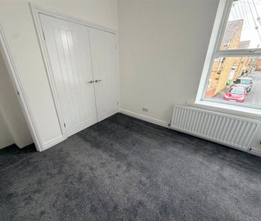 2 bedroom house to rent - Photo 2
