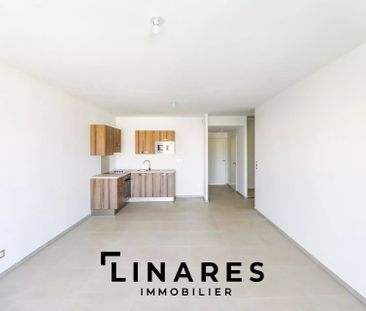 Appartement 3 pièces 68m2 MARSEILLE 8EME 1 650 euros - Photo 1