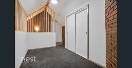 Semi- Furnished 1 bed flat in Kingston - Electricity, Water & NBN all inclusive. - Photo 4