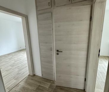 Super helle und neu sanierte Wohnung in zentraler Lage zu vermieten - Photo 6