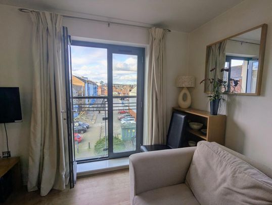 2 bedroom flat to rent - Photo 1