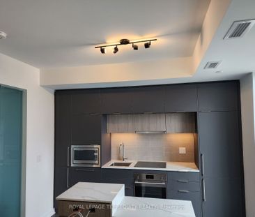 For Lease - 185 Alberta Avenue Unit# 809, Toronto, Ontario - Photo 1