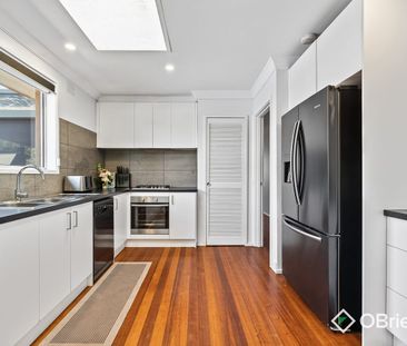 Comfortable Living in Prime Frankston Location - Photo 6