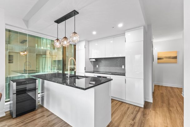 Condo for rent, Montréal (Le Sud-Ouest) - Photo 1