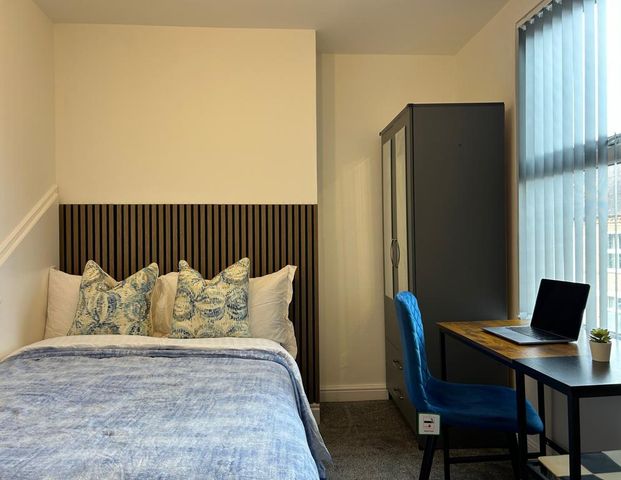 1 bedroom in a house share to rent - Photo 1