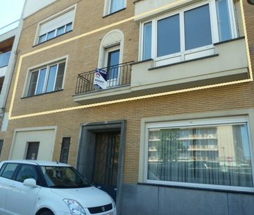 Ruim appartement in het centrum van Harelbeke - Photo 5