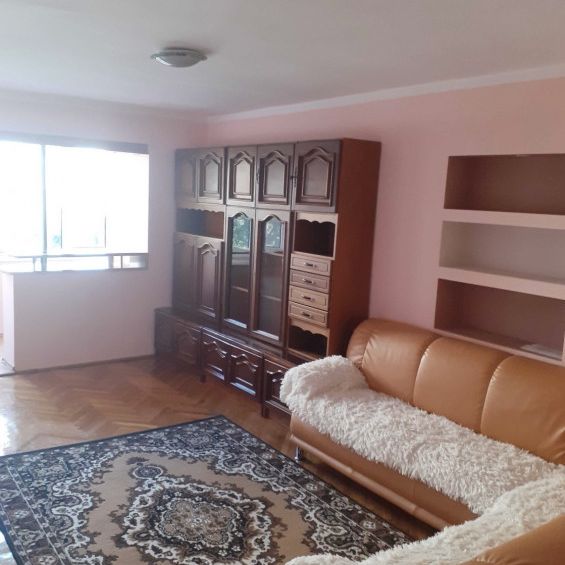 Apartament cu 2 camere, Cetate-Closca - Fotografie 1