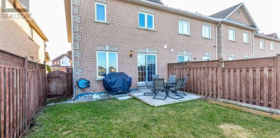 48 STIRRUP COURT - Photo 2