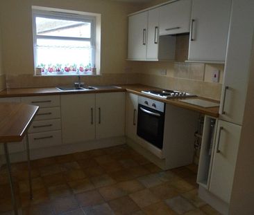 1 bed Terraced House, - Photo 5