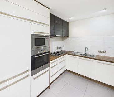 Apartment 11.10 The Arc 2l Queens Road, Belfast, BT3 9FN - Photo 2