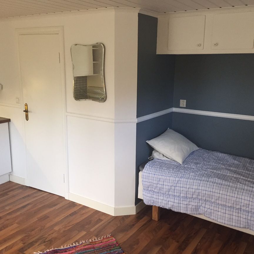 Cervins väg, Spånga - Foto 1