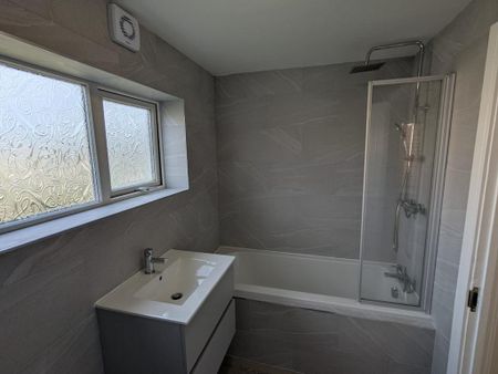 3 bedroom detached house to rent - Photo 5