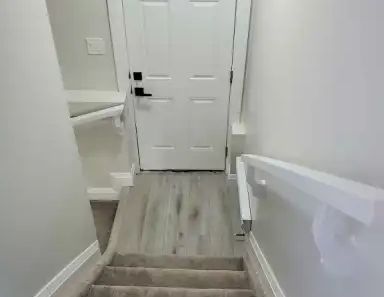 1 Bed 1 Bath - Legal Walkout Suite - McChonachie | Edmonton - Photo 1