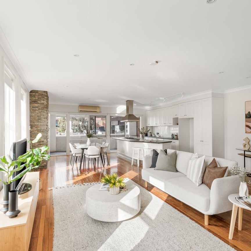 Spacious, Effortless Inner-City Living - Photo 1