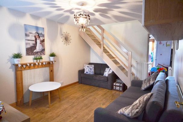 2 bedroom house to rent - Photo 1