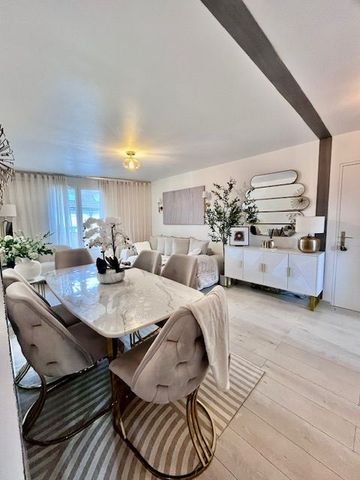 Location Appartement 4 pièces 92m² TROYES 10000 - Photo 3