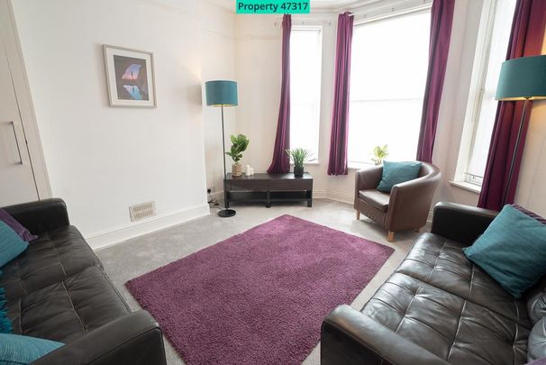 6 bedroom terraced house to rent - Photo 1