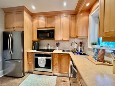 For Lease - 103 Kennedy Avenue, Toronto, Ontario - Photo 3