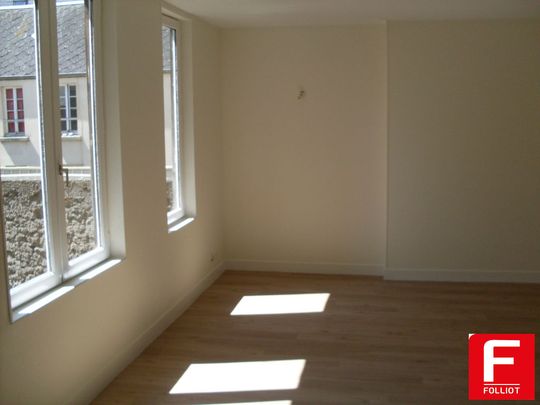 Appartement Bayeux 1 pièce(s) 31 m2 - Photo 1
