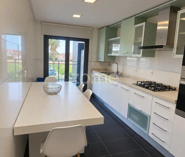 Apartment T3 in Sacavém e Prior Velho, Loures - Photo 6