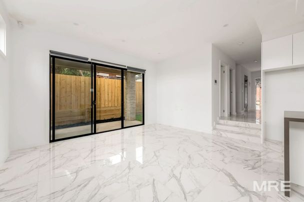 2/40 Christmas Street, Northcote - Photo 1