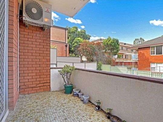 Impressive Two Bedroom Unit - Photo 1