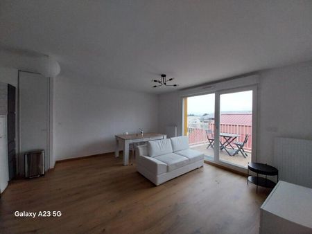 Location Appartement 3 Pièces 58 m² - Meublé - Photo 2