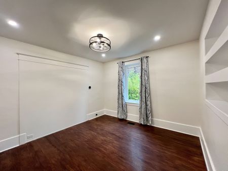 For Lease - 220 Foster Avenue Unit# B, Belleville, Ontario - Photo 4